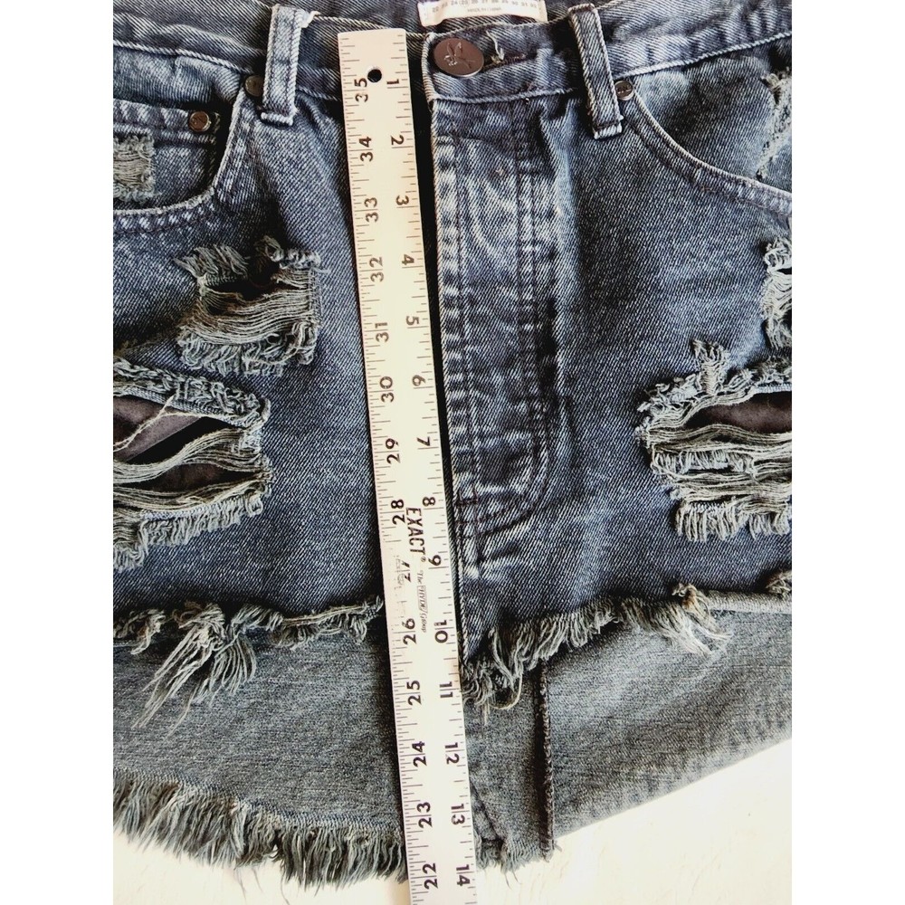 One Teaspoon Junkyard Mini Skirt Frayed Hem with Destroy - Size 25 Black - Picture 7 of 9